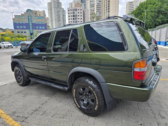 NISSAN PATHFINDER 3.3 SE 4X4 V6 12V GASOLINA 4P AUTOMÁTICO